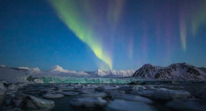North pole reversal - API Gateway to the cloud North pole reversal - API Gateway to the cloud